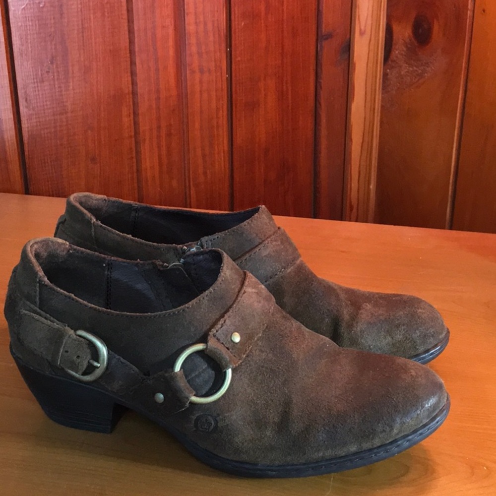 Born biker suede clog